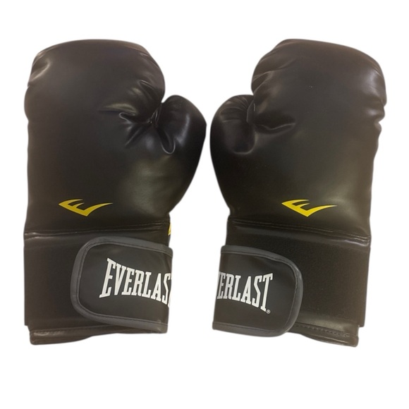 Everlast Other - NWOT Everlast Black and Yellow Training Gloves